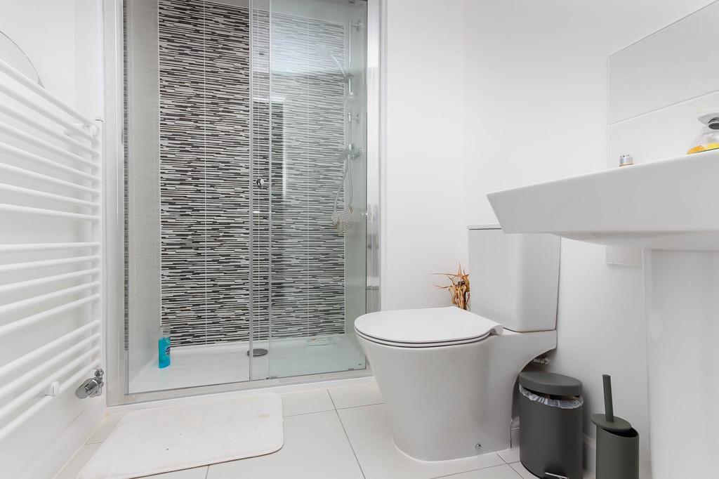 Ensuite Shower Room