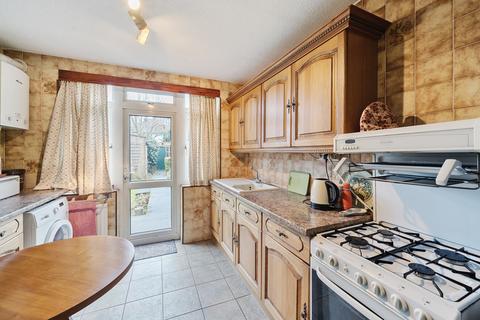 3 bedroom terraced house for sale, The Causeway, Carshalton