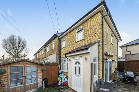 2 bedroom end of terrace house for sale, St. Albans Grove, Carshalton