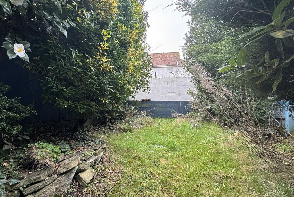 Cadiz Cottage Garden 2