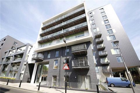 2 bedroom flat to rent, Christian Street, Shadwell, London, E1