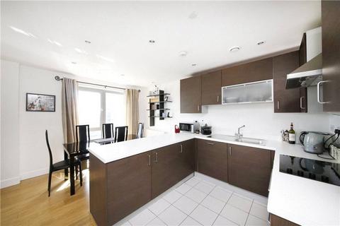 2 bedroom flat to rent, Christian Street, Shadwell, London, E1