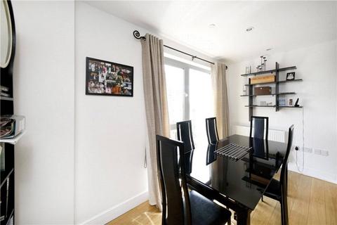 2 bedroom flat to rent, Christian Street, Shadwell, London, E1