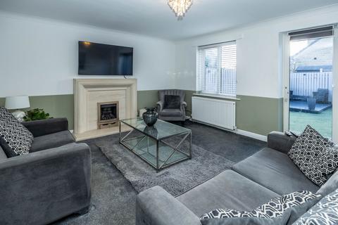 3 bedroom semi-detached house for sale, Moorlands Court, Halifax HX4