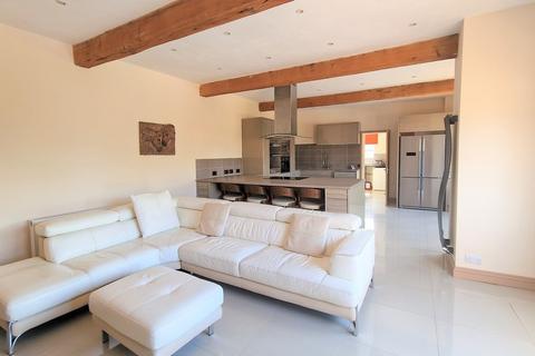 4 bedroom barn conversion to rent, Church Farm Court, Adderley, Market Drayton