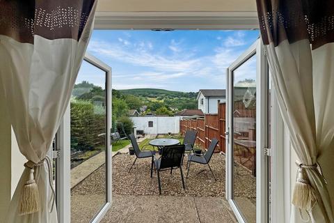 2 bedroom terraced house for sale, Bryncelyn Road, Cwmbran NP44