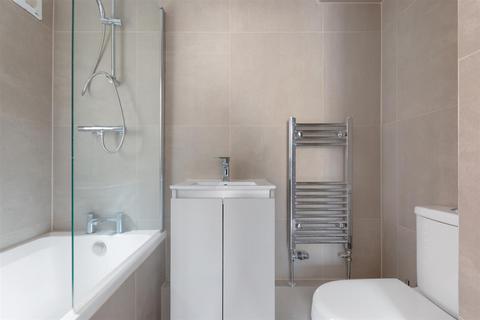 20 Hyde Walk, Morden, SM4 6LR