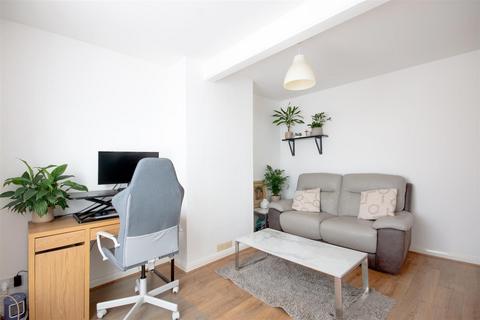 20 Hyde Walk, Morden, SM4 6LR