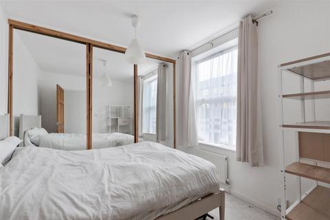 20 Hyde Walk, Morden, SM4 6LR
