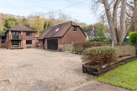 5 bedroom detached house for sale, Boxley Road, Walderslade, Chatham