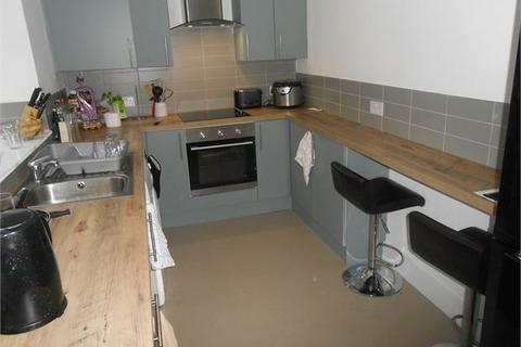 3 bedroom house share to rent, Westbury Street, Swansea,