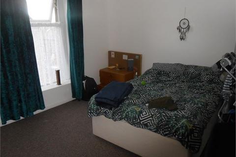 3 bedroom house share to rent, Westbury Street, Swansea,