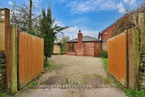 3 bedroom cottage for sale, Fromes Hill, Ledbury, Herefordshire