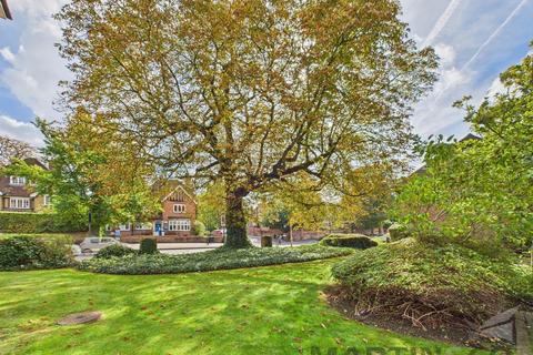 undefined, Chime Square, Central St Albans