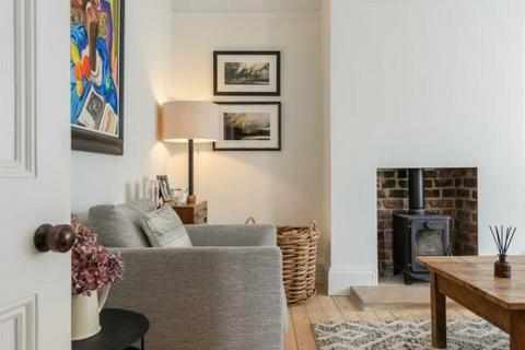 14 Well Close Terrace, Whitby, YO21 3AR