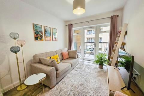 1 bedroom flat for sale, Pointelle House, London Road, Wallington