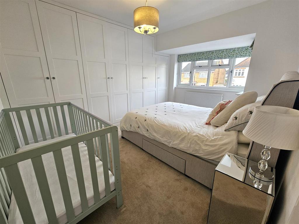 Master bedroom.jpg