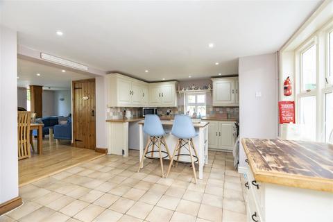 4 bedroom detached house for sale, Seas End Road, Moulton Seas End