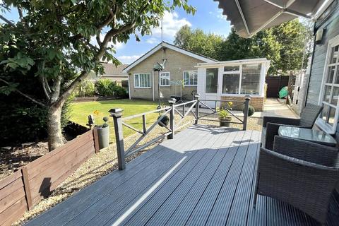 2 bedroom detached bungalow for sale, Ashby Gardens, Moulton