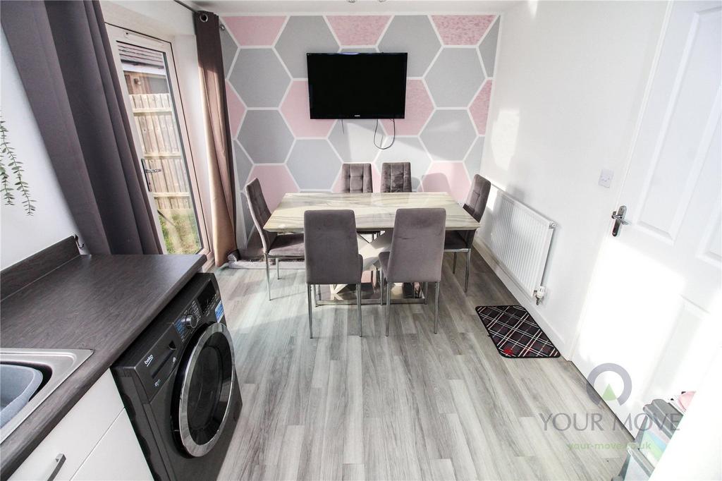 Kitchen/Dining Room