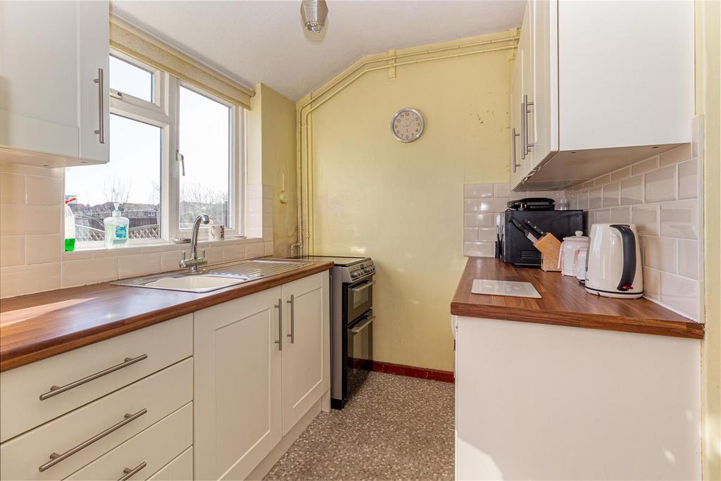 Kitchen-2 15.jpg