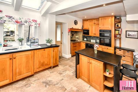 4 bedroom terraced house for sale, Church Walk, Ulverston, Cumbria