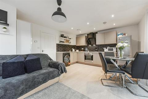 1 bedroom flat for sale, Kiln Mews, Hambrook