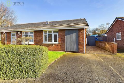 2 bedroom semi-detached bungalow for sale, Crigdon, Tamworth B77