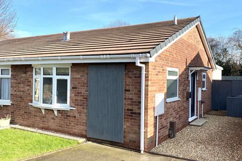 2 bedroom semi-detached bungalow for sale, Crigdon, Tamworth B77