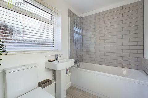 10 Crigdon, Wilnecote, Tamworth, B77 4JT