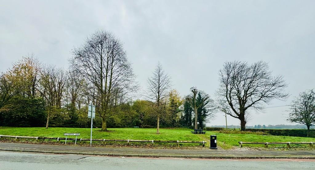 Glazebrook green