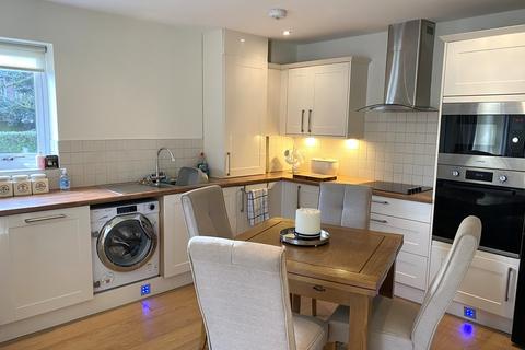 2 bedroom apartment to rent, College Court , College Close, Lincoln