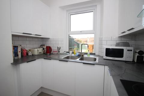 6 bedroom terraced house to rent, Stuart Place, Bath