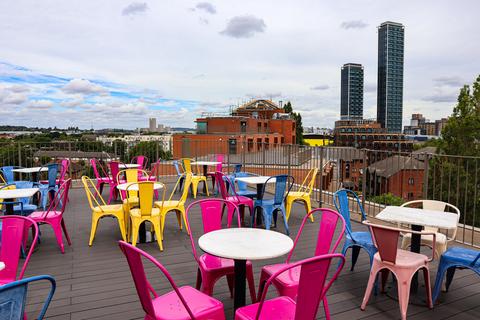 undefined, Western Avenue, London W3