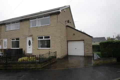 3 bedroom semi-detached house to rent, Clarence Street, Cleckheaton