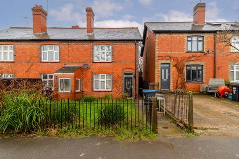 2 bedroom terraced house for sale, Lagham Road, Godstone