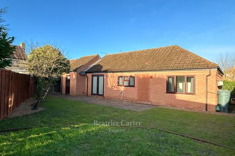 3 bedroom detached bungalow for sale, Hawthorn Walk, Bury St. Edmunds IP28