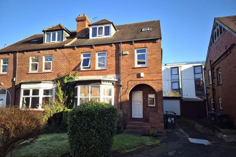 5 bedroom semi-detached house for sale, St. Michaels Lane, Leeds