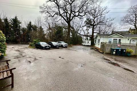 undefined, St Johns Park , Theobalds Park Road