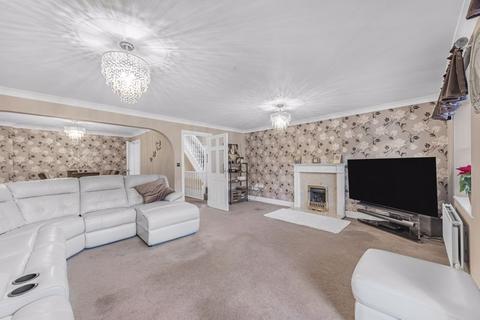 4 bedroom end of terrace house for sale, Sandringham Drive, Bexley Park