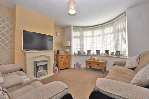 3 bedroom terraced house for sale, Dickens Road, Maidstone