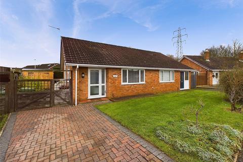 2 bedroom bungalow for sale, Stanwick Crescent, Cheltenham, Gloucestershire, GL51