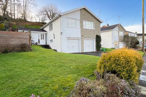 4 bedroom detached house for sale, 20 Mill Park, Cowbridge, The Vale of Glamorgan CF71 7BG