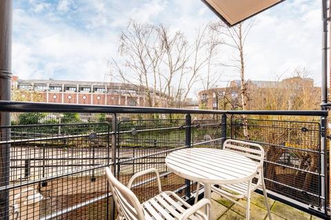 2 bedroom flat for sale, Seven Kings Way, Kingston, Kingston upon Thames, KT2