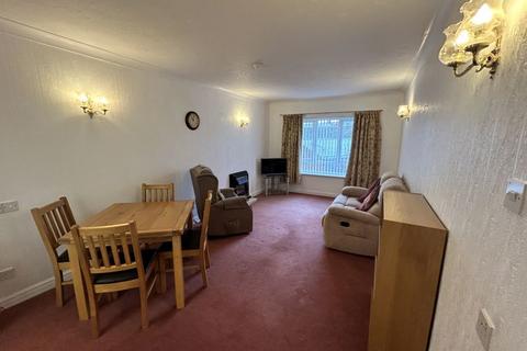 1 bedroom retirement property for sale, Penrhyn Avenue, Rhos on Sea