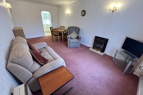 1 bedroom retirement property for sale, Penrhyn Avenue, Rhos on Sea