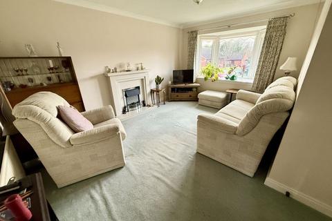 2 bedroom retirement property for sale, Goldieslie Close, Sutton Coldfield, B73 5PS