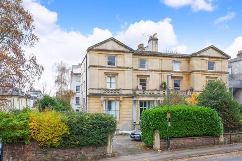 2 bedroom apartment for sale, Richmond Park Road|Clifton