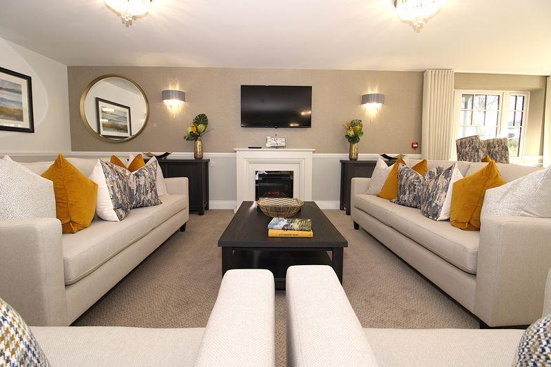 Residents Lounge...