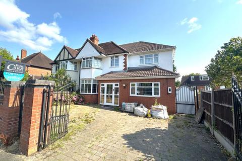 5 bedroom semi-detached house for sale, Lincoln Road, Walsall, WS1 2DQ